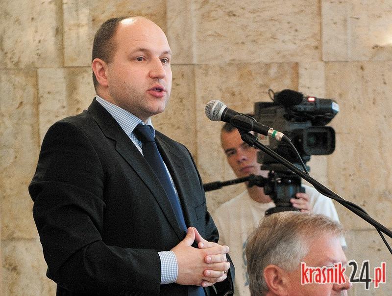Chcą pozbawić radnego Madejka mandatu?
