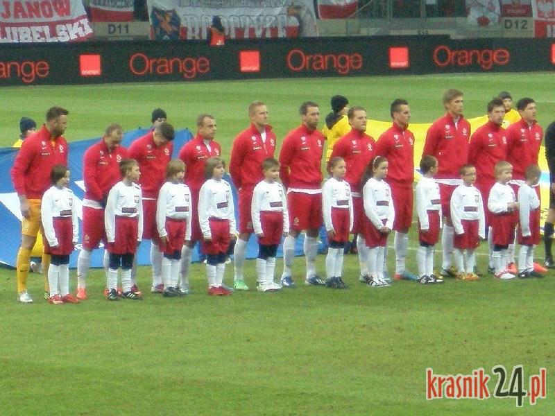 Dzieci z kraśnickiej Wioski SOS towarzyszyły naszym reprezentantom w meczu z San Marino