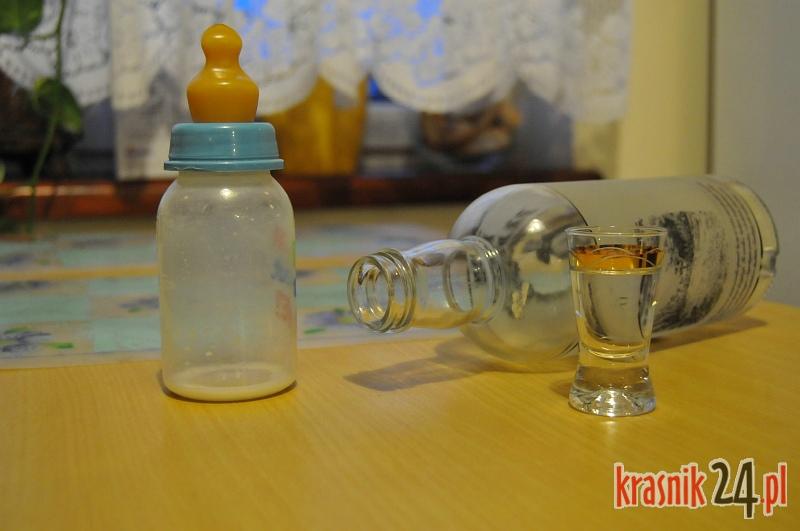 Annopol. Dzieci płakały, a matka spała pijana