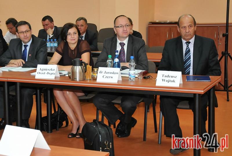 Zarząd Powiatu Kraśnickiego z absolutorium za wykonanie ubiegłorocznego budżetu