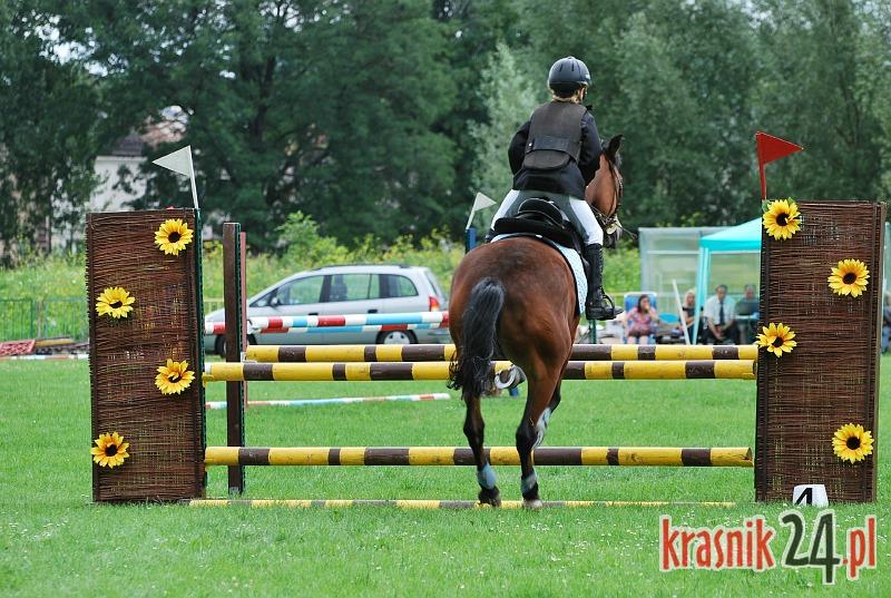 Ostrów Kolonia (gm. Wilkołaz). W sobotę II Zawody Regionalne w Skokach