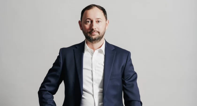 Rezygnuje z mandatu radnego ale powalczy o stanowisko burmistrza