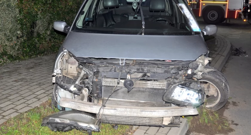 Wymuszone pierwszeństwo, cztery osoby w szpitalu