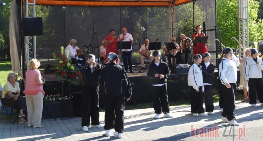 Kapele podwórkowe zawładnęły kraśnickim Parkiem Jana Pawła II