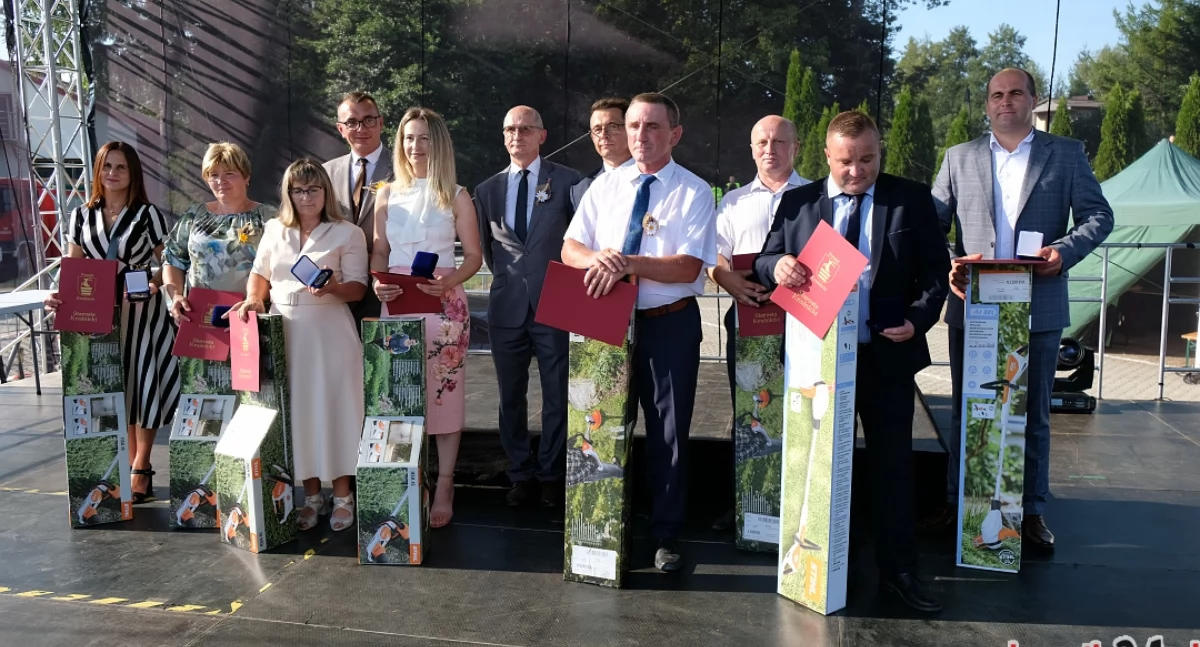 Starosta wyróżnił rolników medalami