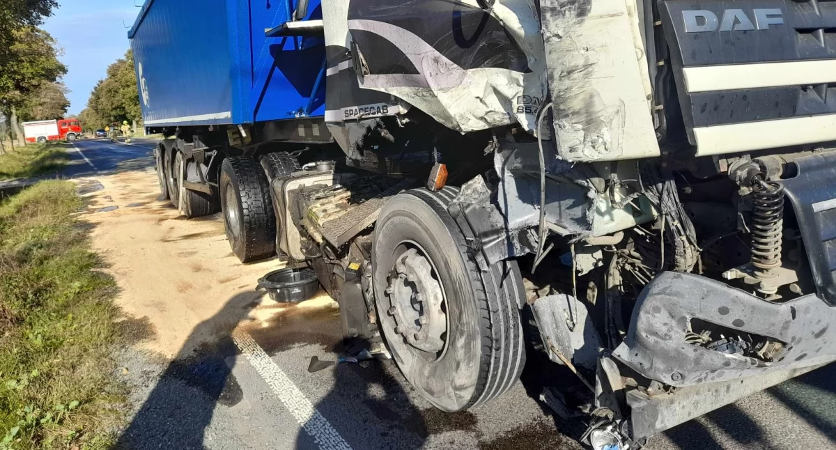 Wypadek na krajówce przy koszeniu trawy