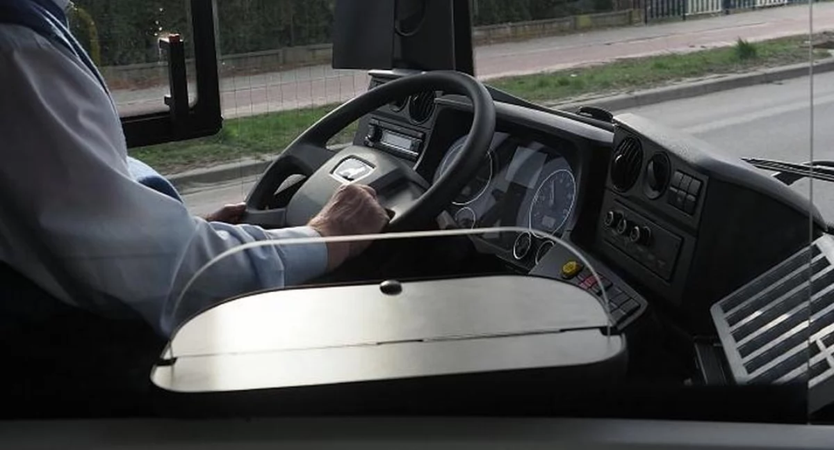 Z nożem na kierowcę autobusu