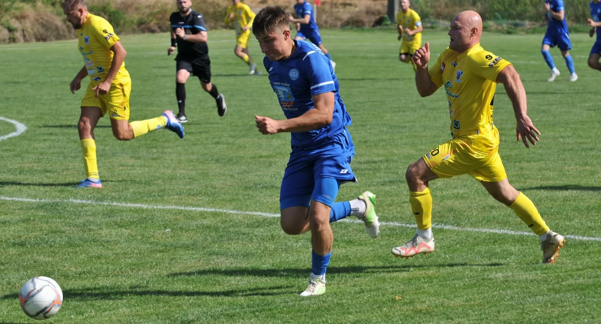 Atomowa końcówka. Ruch Popkowice – LKS Stróża 2:7