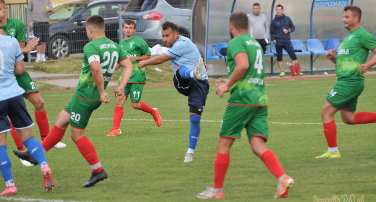 Mecz pod dyktando gospodarzy. LKS Stróża – Sygnał Chodel 9:1