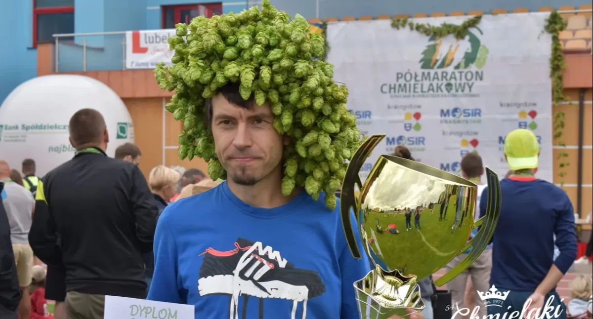 Michał Biały  zwycięża w 14 Półmaratonie Chmielakowym