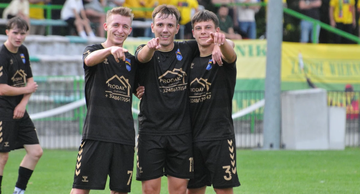 Tęcza złapała wiatr w żagle. 4 bramki Zdybla