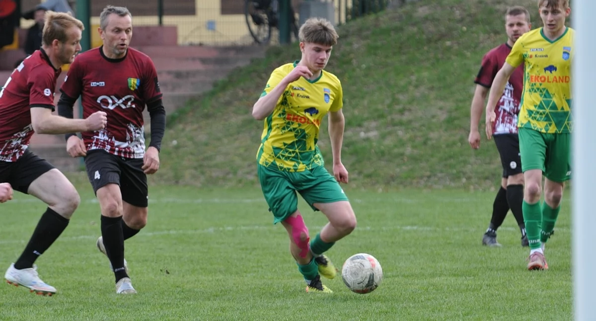Dwubramkowe prowadzenie to jeszcze nie wygrana. GKS Gościeradów – Tęcza Kraśnik 2:2