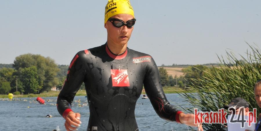Zuzanna Mazurek, kraśnicka pływaczka, olimpijka, w filmie promocyjnym sportowej marki. Wideo