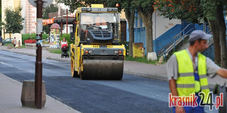 Powiat z miastem naprawią kraśnickie drogi