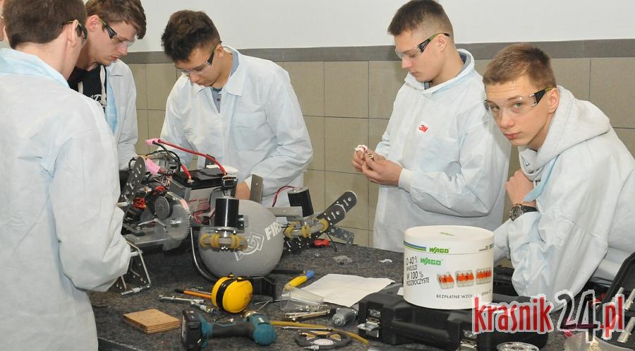 Kraśniczanie w FRC. Budowa robota prawie na finiszu