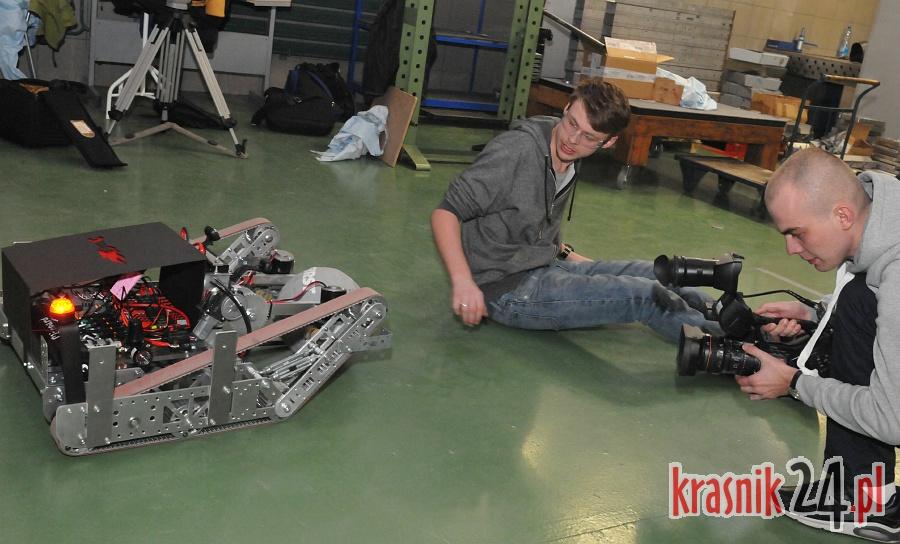 Robot na First Robotics Competiton zbudowany. W paczce poleci do Kanady. Foto, Wideo