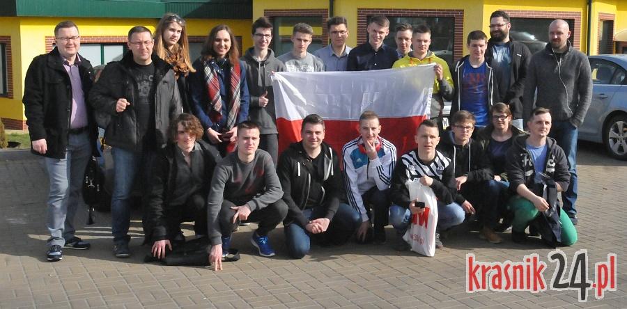 First Robotics Competition: Robot już w Kanadzie. Dzisiaj w ślad za nim wyruszyła ekipa Spice Gears