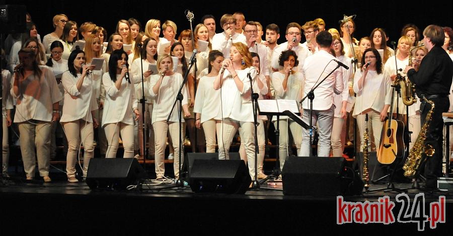 Wspólny koncert uczestników i zespołu Gospel Rain zakończył II Kraśnickie Warsztaty Gospel. Foto, Wideo