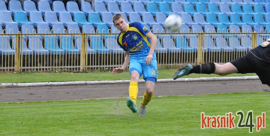 Gonili wynik, ale zabrakło czasu. Polesie Kock - Stal Kraśnik 3:2. Wideo