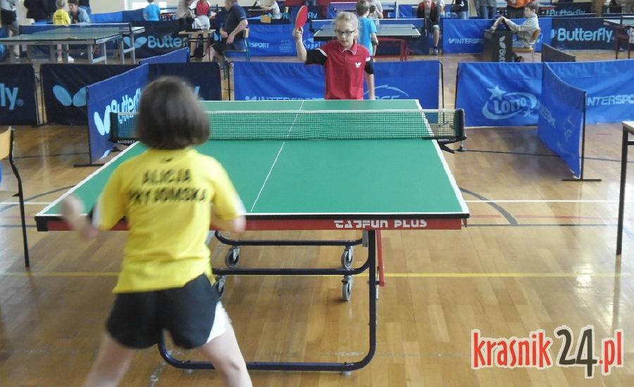 Tenis stołowy. Aleksandra Gołębiowska i debel Gołebiowska - Patrycja Sikora Mistrzami Województwa Skrzatów