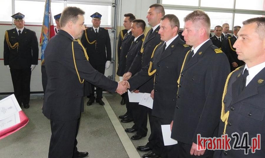 Podziękowania, odznaczenia, wyróżnienia i awanse z okazji Dnia Strażaka