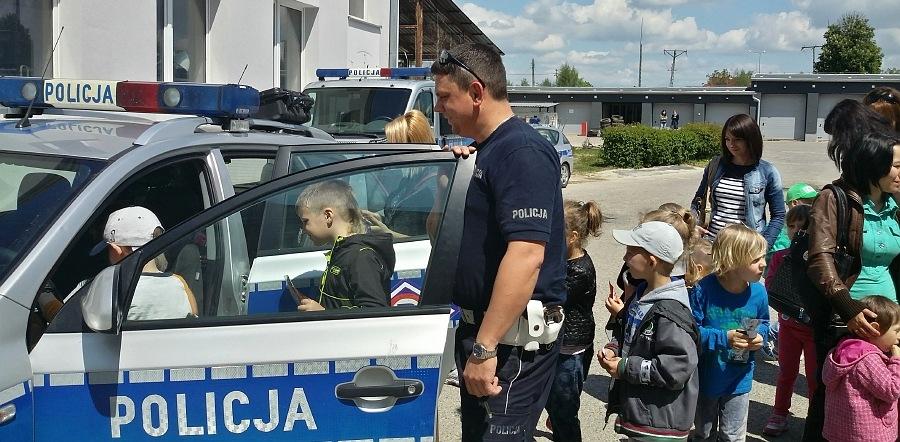 Dzierzkowickie przedszkolaki odwiedziły policyjną komendę