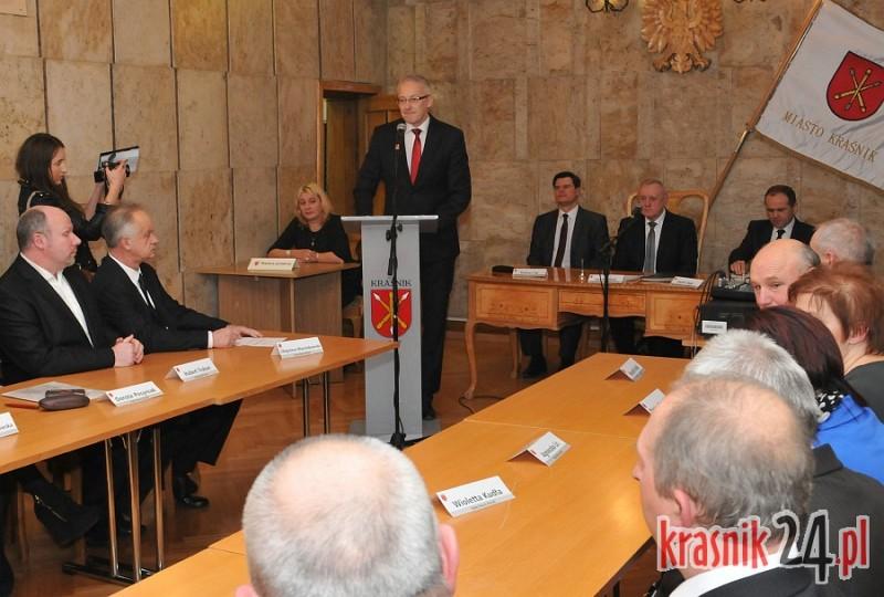 Ostatni raz przed wakacjami spotkają się radni