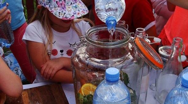 Lemoniadowe warsztaty dla dzieci pod okiem Marty Pyzik