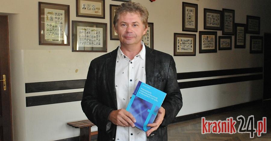 Tomasz Grębski, matematyk z Reja, wydał zbiór zadań