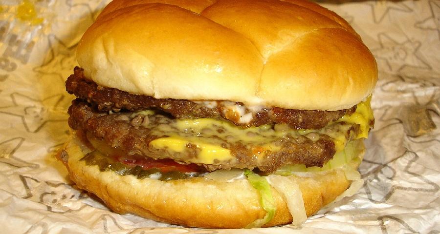 Amator hamburgerów grasował na Lubelskiej w Kraśniku