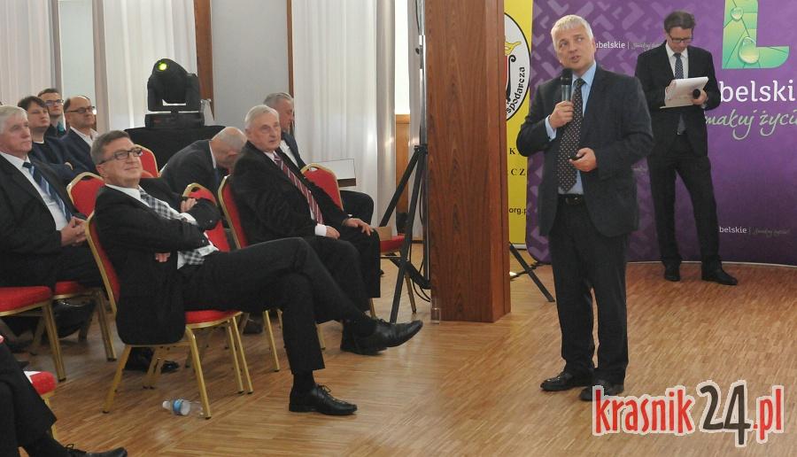 Forum Gospodarczo-Samorządowe z udziałem Grzegorza Kołodki i Roberta Gwiazdowskiego za nami. Foto, Wideo