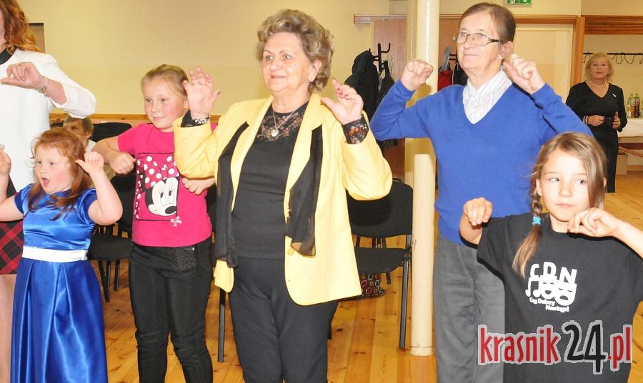 Międzypokoleniowe spotkanie w Słodkowie Trzecim, Foto, Wideo