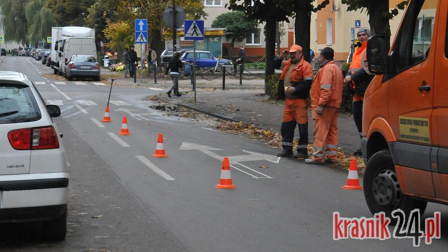 Kraśnik. Skrzyżowanie Sikorskiego i Wyszyńskiego. Obiecali i przemalowują