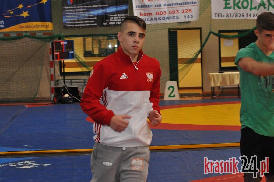 Konrad Wójcik (Iskra Spiczyn) vs. Karol Czegus (LUKS Suples Kraśnik)