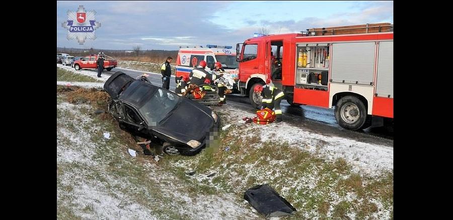Kraśnik, al. Tysiąclecia. Zjechał do rowu i uderzył w przepust