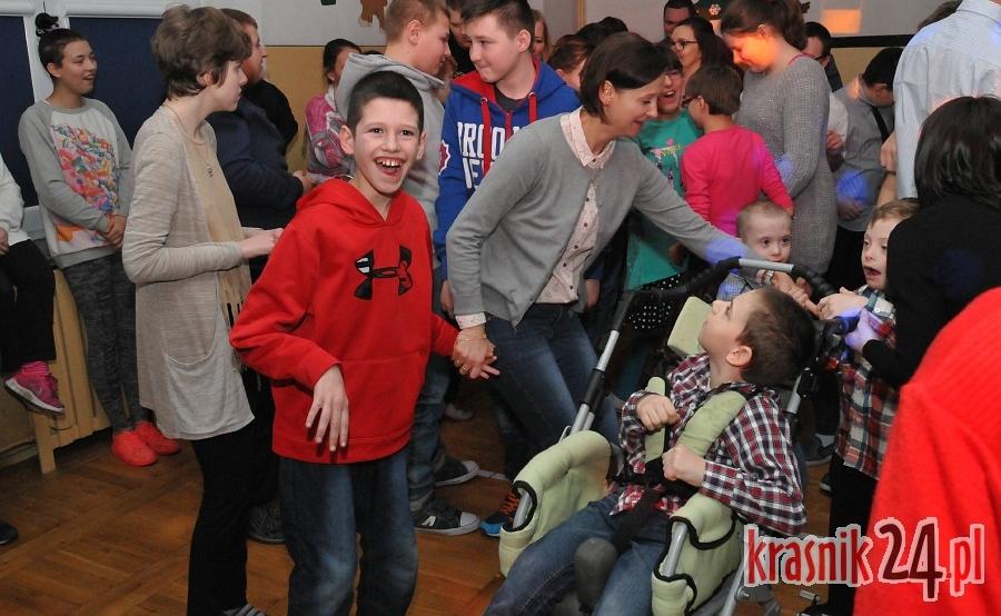 Zatańcz ze mną, czyli karnawałowo w Zespole Szkół Specjalnych, foto