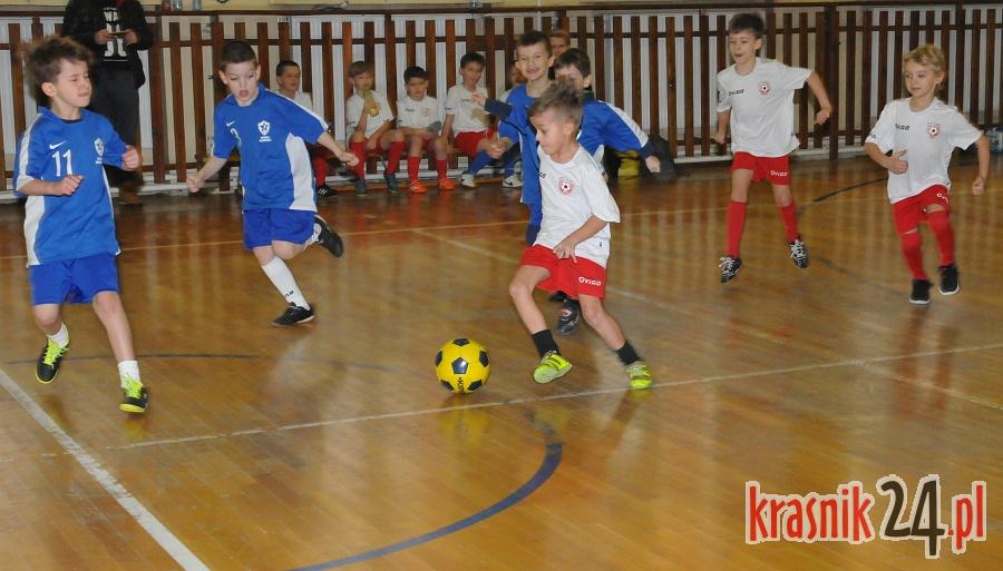 Najmłodsi piłkarze kraśnickiego MUKS-u rywalizowali w turnieju. Foto