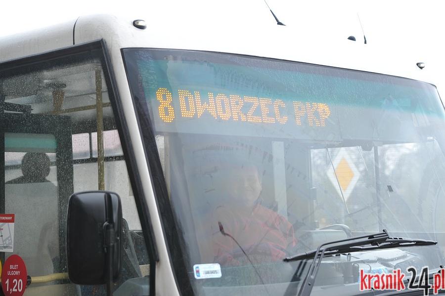 Linia przez domki ruszyła