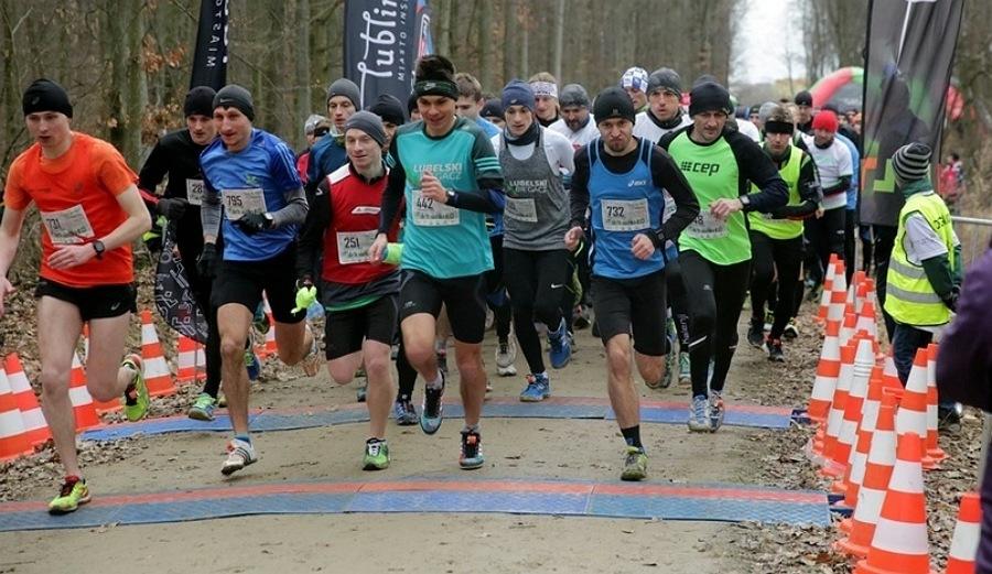 II miejsce Michała Białego. Kilkunastu naszych biegaczy w 