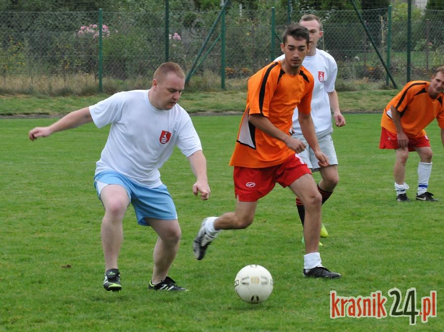 Dzierzkowice. Drużyna Powiatu Kraśnickiego najlepsza w Turnieju Piłki Nożnej Samorządowców