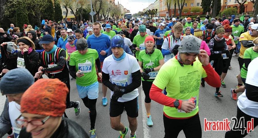 Zawodnicy SKB Kraśnik zdominowali II Półmaraton Kraśnik. Najszybszy Michał Biały. Foto