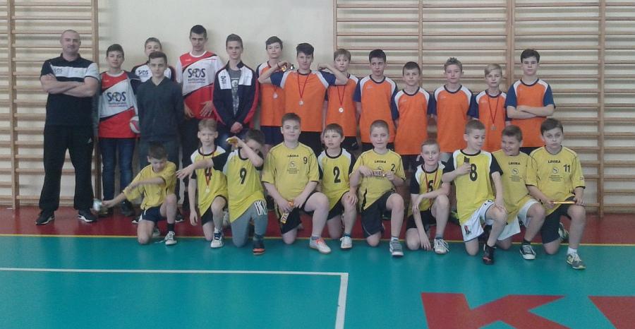Dwójka Gabriel Cieślik i Jan Szymula z MKS Kraśnik pewna awansu w turnieju 