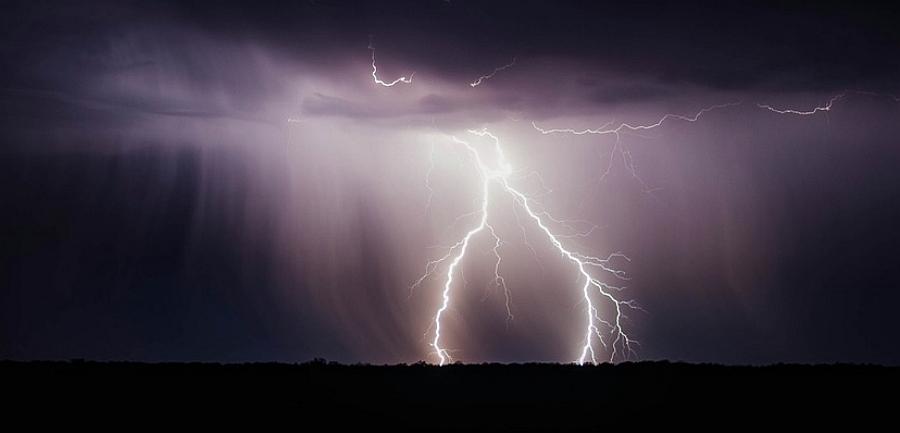 Dzisiaj słońce i wysokie temperatury, jutro możliwe gwałtowne burze