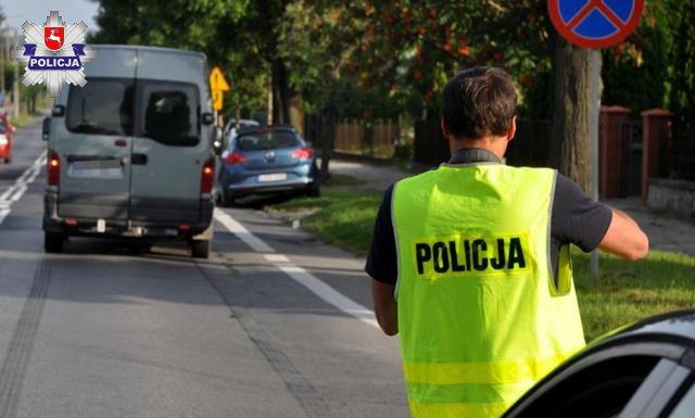 Kraśnik, ul. Urzędowska. 76 latek potrącony przez dostawczego busa