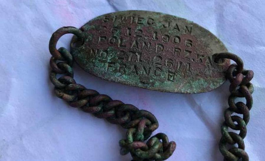 Historia nieśmiertelnika odnalezionego w Holandii z kraśnickim wątkiem