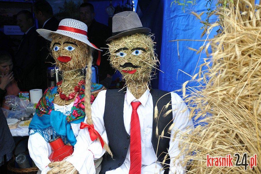 Powiatowe dożynki w deszczu i rytmach disco polo