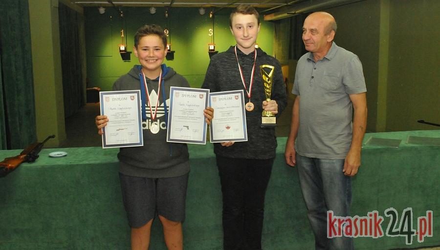 Drużyna z kraśnickiego Gimnazjum nr 1 mistrzem województwa w strzelaniu z broni sportowej kulowej