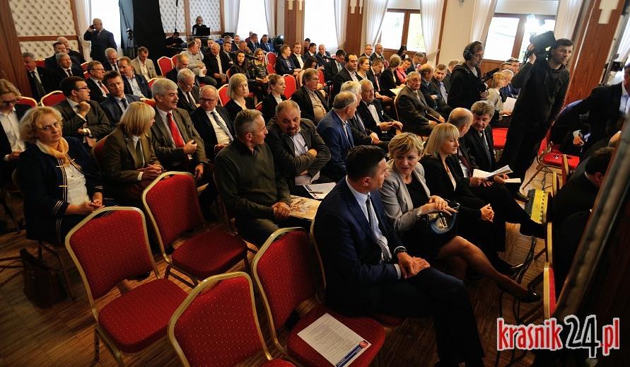 Ekonomiści, przedsiębiorcy, samorządowcy spotkali się w Kraśniku