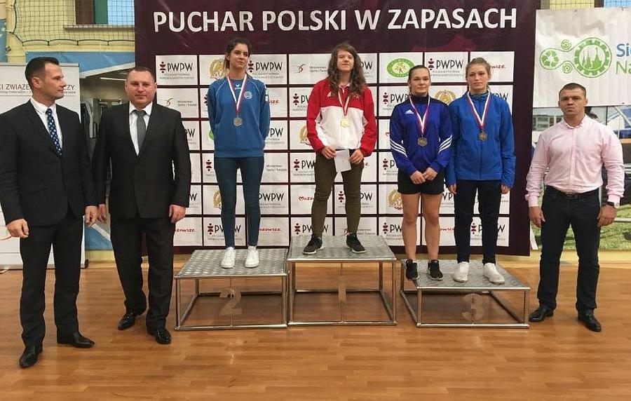 Zapasy: Patrycja Gil z Pucharem Polski Juniorek