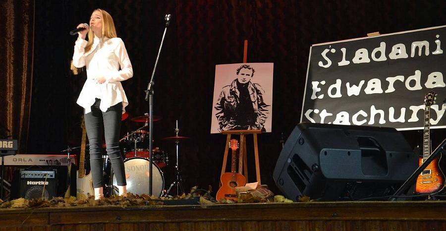 Śpiewali i recytowali utwory Stachury